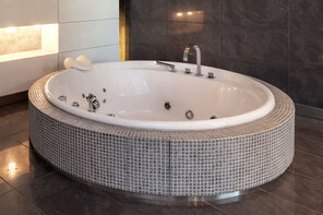 Badewanne beleuchten