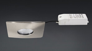 CHOOOSE. Das smarte LED-Deckeneinbaudownlight.